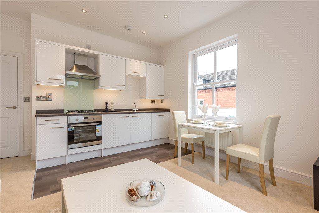 Apartment kitchen diner conversion